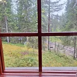 Holiday home Kaira, Kahden Makuuhuoneen Kelomoekki, Lukuisten Polkujen, Polkupyoeraereitin Sekae Kalaisan Tunturilammen Vieressae *