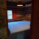 Holiday home Kaira, Kahden Makuuhuoneen Kelomoekki, Lukuisten Polkujen, Polkupyoeraereitin Sekae Kalaisan Tunturilammen Vieressae