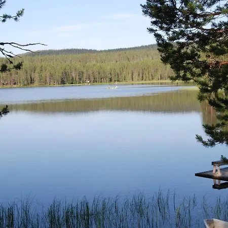 Kaira 27, Kahden Makuuhuoneen Kelomoekki Syoetteellae, Valaistun Ladun Vieressae * 索特