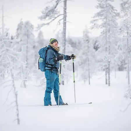 Kaira, Kahden Makuuhuoneen Kelomoekki, Lukuisten Polkujen, Polkupyoeraereitin Sekae Kalaisan Tunturilammen Vieressae Syöte