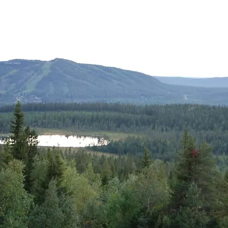 別荘 Kaira, Kahden Makuuhuoneen Kelomoekki, Lukuisten Polkujen, Polkupyoeraereitin Sekae Kalaisan Tunturilammen Vieressae Syöte