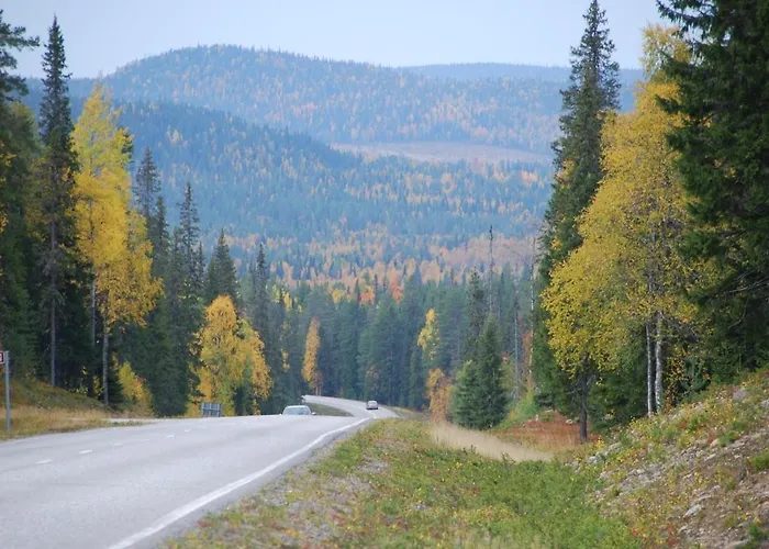 Дом отдыха Kaira 27, Kahden Makuuhuoneen Kelomoekki Syoetteellae, Valaistun Ladun Vieressae