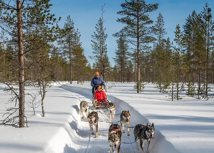 Дом отдыха Kaira 27, Kahden Makuuhuoneen Kelomoekki Syoetteellae, Valaistun Ladun Vieressae Сиоте