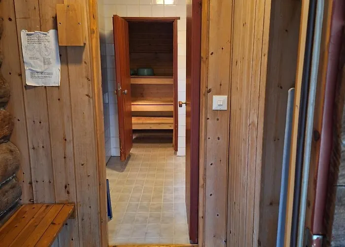 Дом отдыха Kaira 27, Kahden Makuuhuoneen Kelomoekki Syoetteellae, Valaistun Ladun Vieressae *